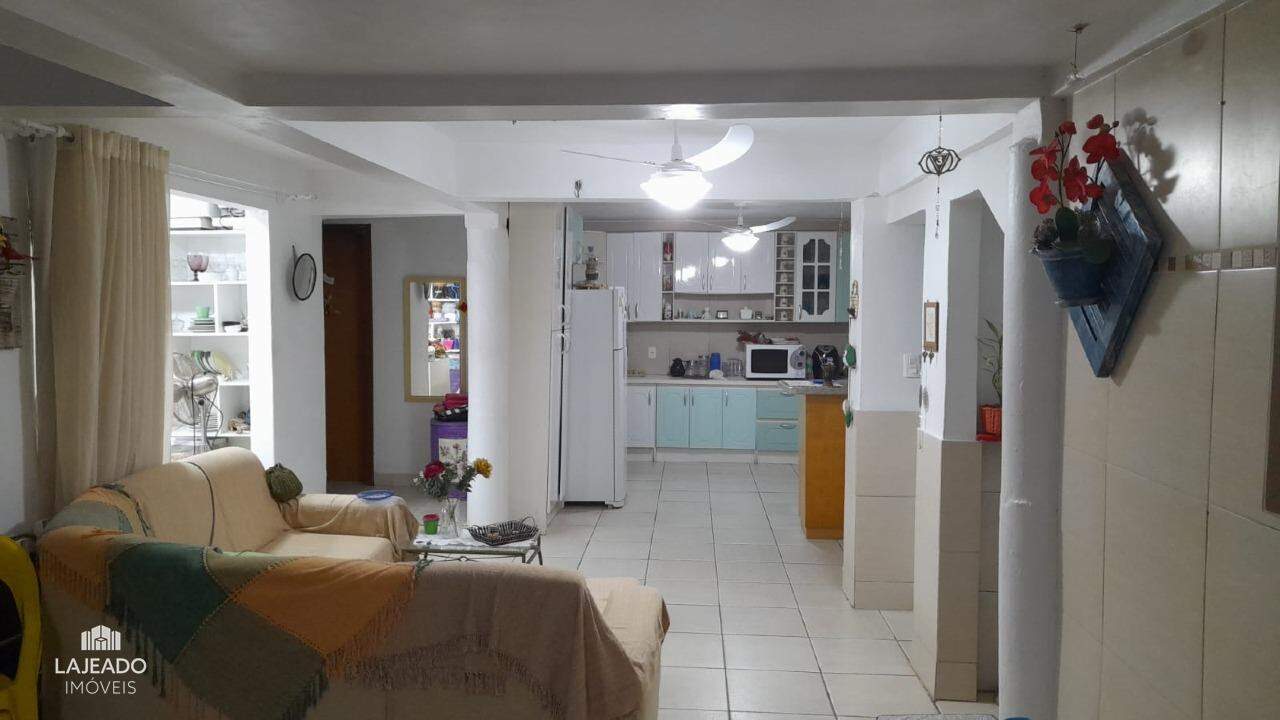 Casa à venda com 3 quartos, 240m² - Foto 22