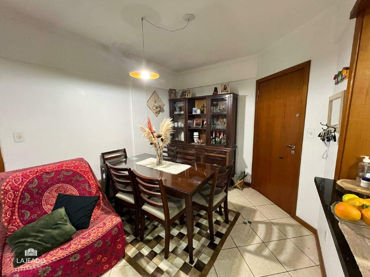 Apartamento à venda com 2 quartos, 68m² - Foto 4