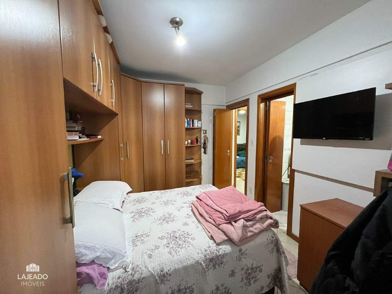 Apartamento à venda com 2 quartos, 68m² - Foto 15