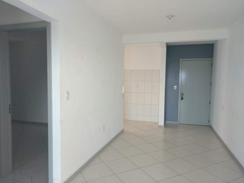 Apartamento à venda com 2 quartos, 55m² - Foto 2