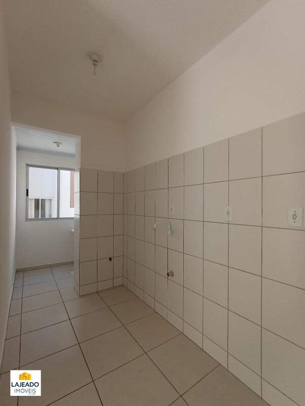 Apartamento à venda com 2 quartos, 60m² - Foto 3