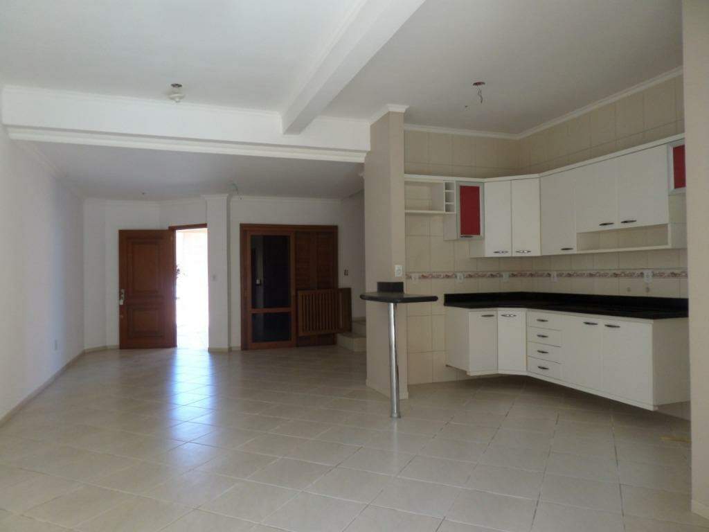 Sobrado à venda com 3 quartos, 120m² - Foto 2