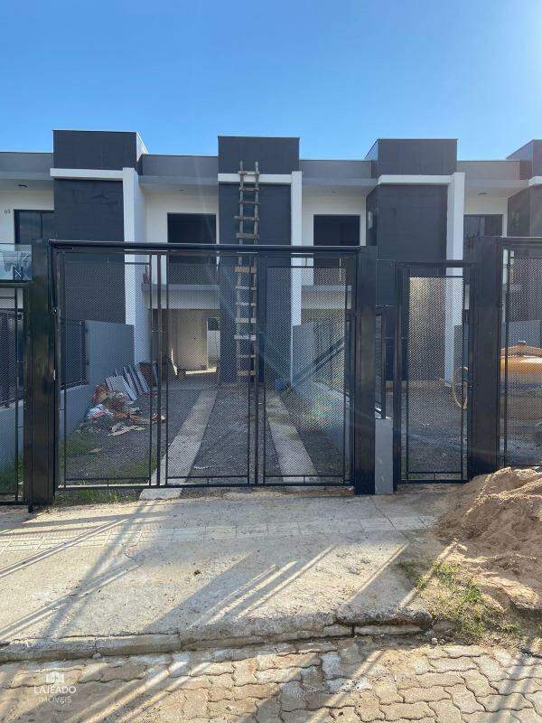 Sobrado à venda com 2 quartos, 78m² - Foto 4