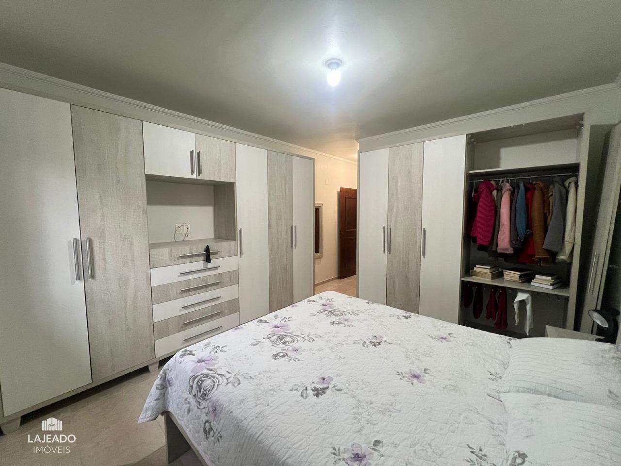 Casa à venda com 3 quartos, 190m² - Foto 18