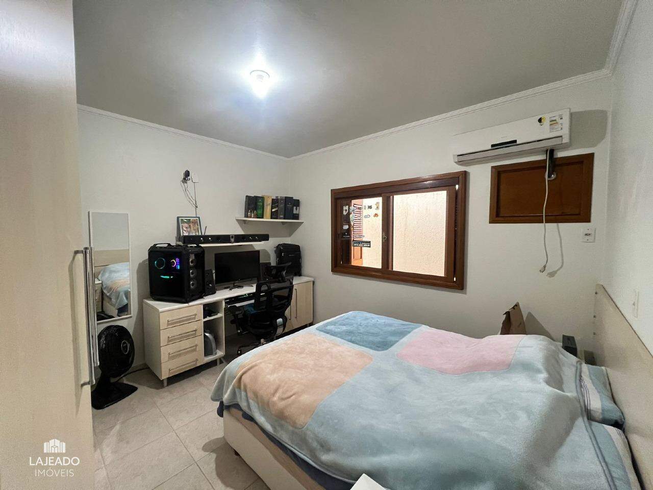 Casa à venda com 3 quartos, 190m² - Foto 15