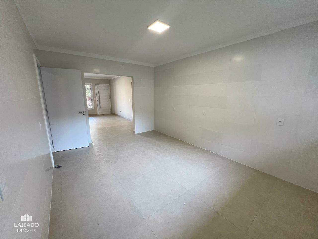 Casa à venda com 3 quartos, 130m² - Foto 11