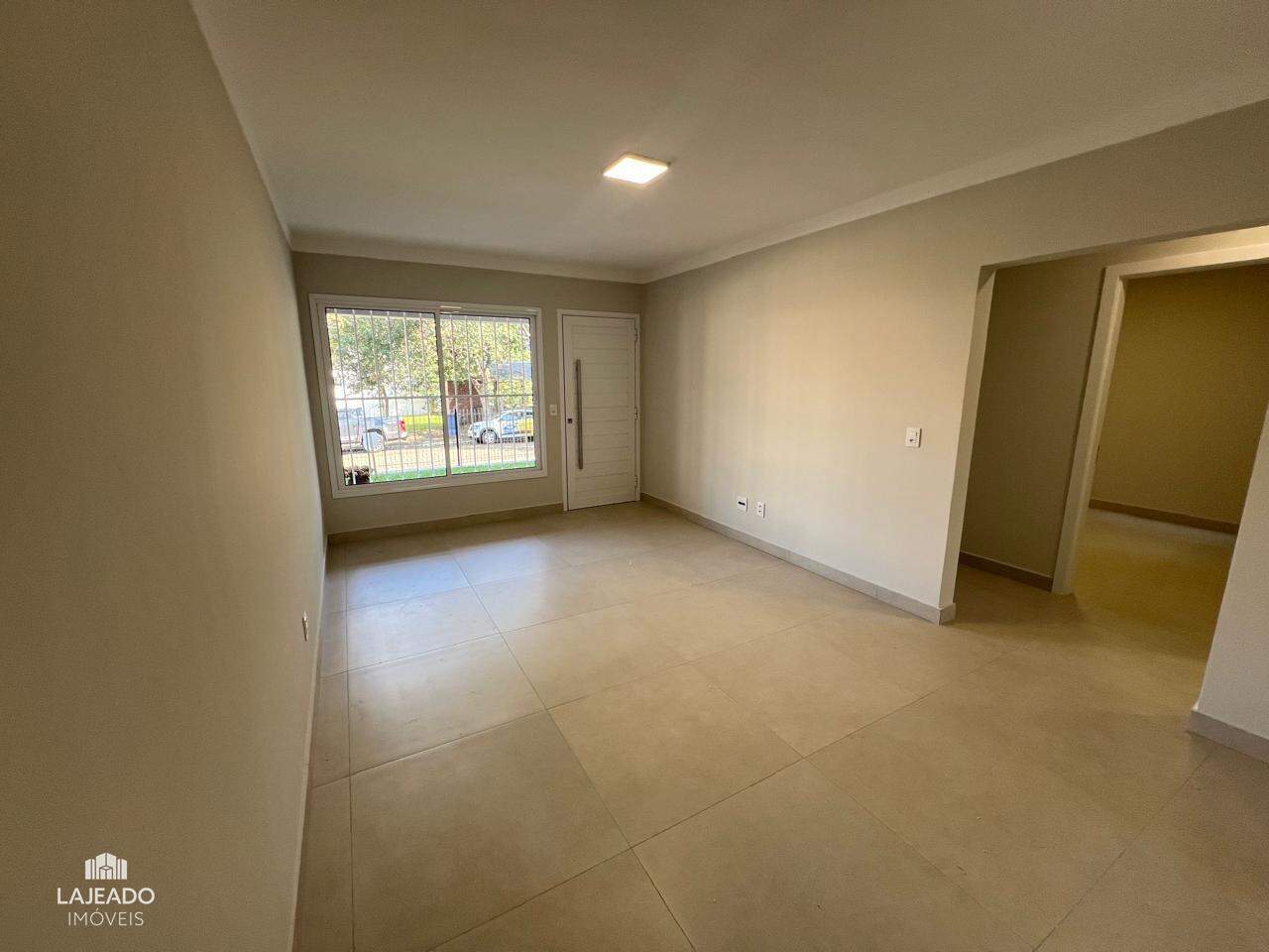 Casa à venda com 3 quartos, 130m² - Foto 4