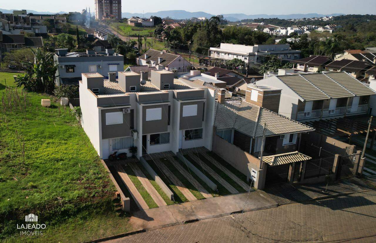 Sobrado à venda com 2 quartos, 67m² - Foto 4