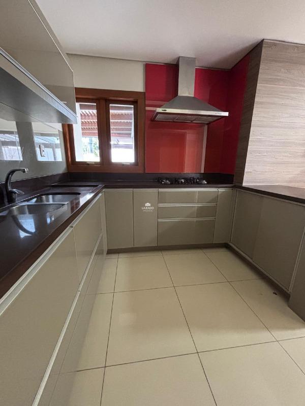 Casa, 3 quartos, 290 m² - Foto 6