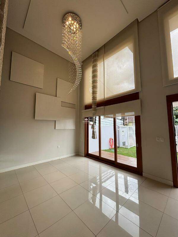 Casa, 3 quartos, 290 m² - Foto 4