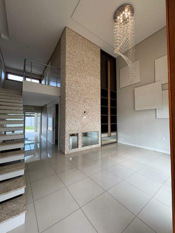 Casa, 3 quartos, 290 m² - Foto 3