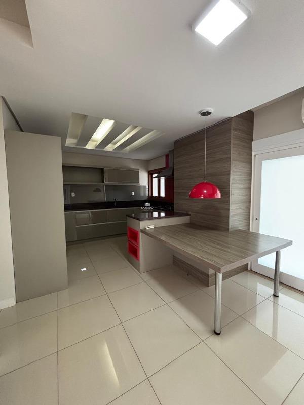 Casa, 3 quartos, 290 m² - Foto 8