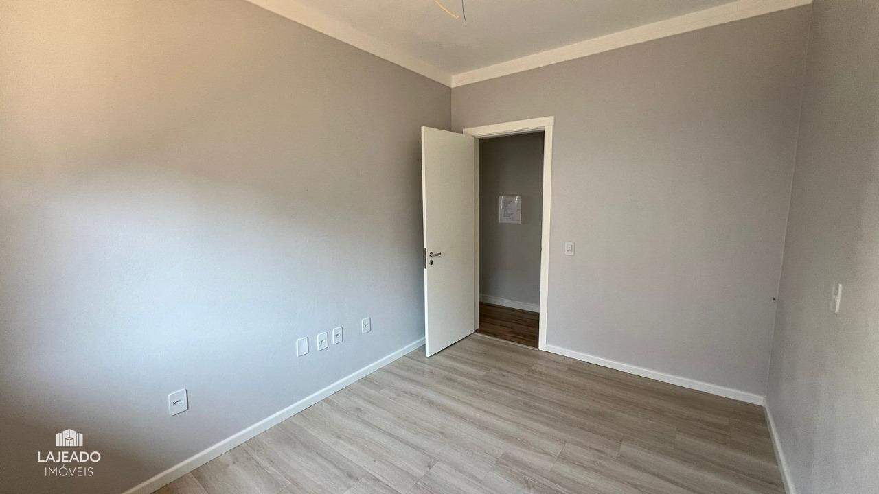 Casa à venda com 3 quartos, 150m² - Foto 17