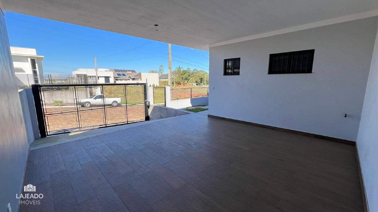 Casa à venda com 3 quartos, 150m² - Foto 4