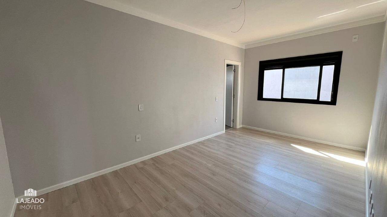 Casa à venda com 3 quartos, 150m² - Foto 11