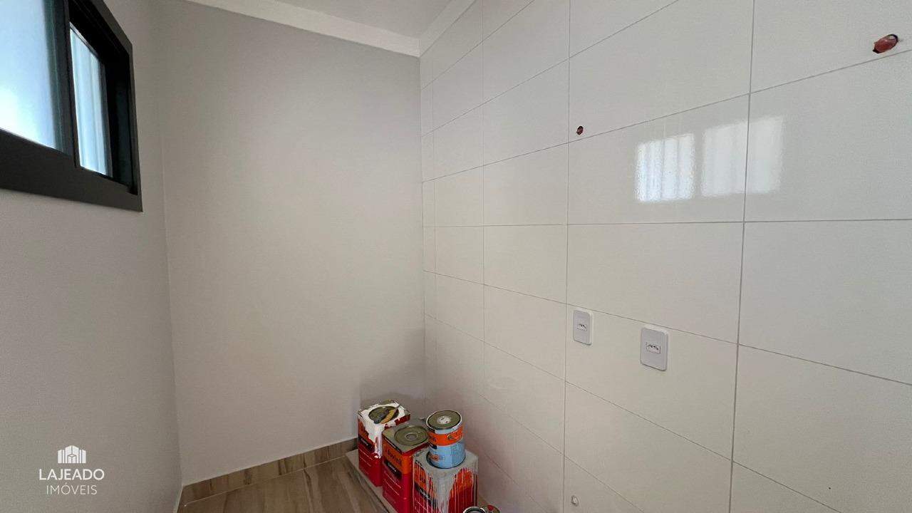 Casa à venda com 3 quartos, 150m² - Foto 7