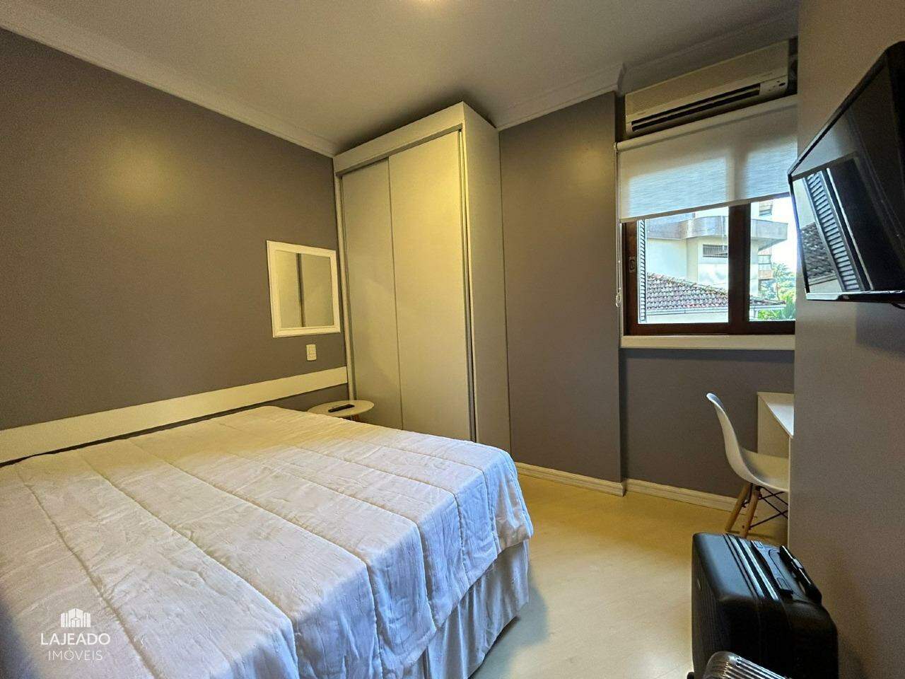 Apartamento para alugar com 2 quartos, 73m² - Foto 14