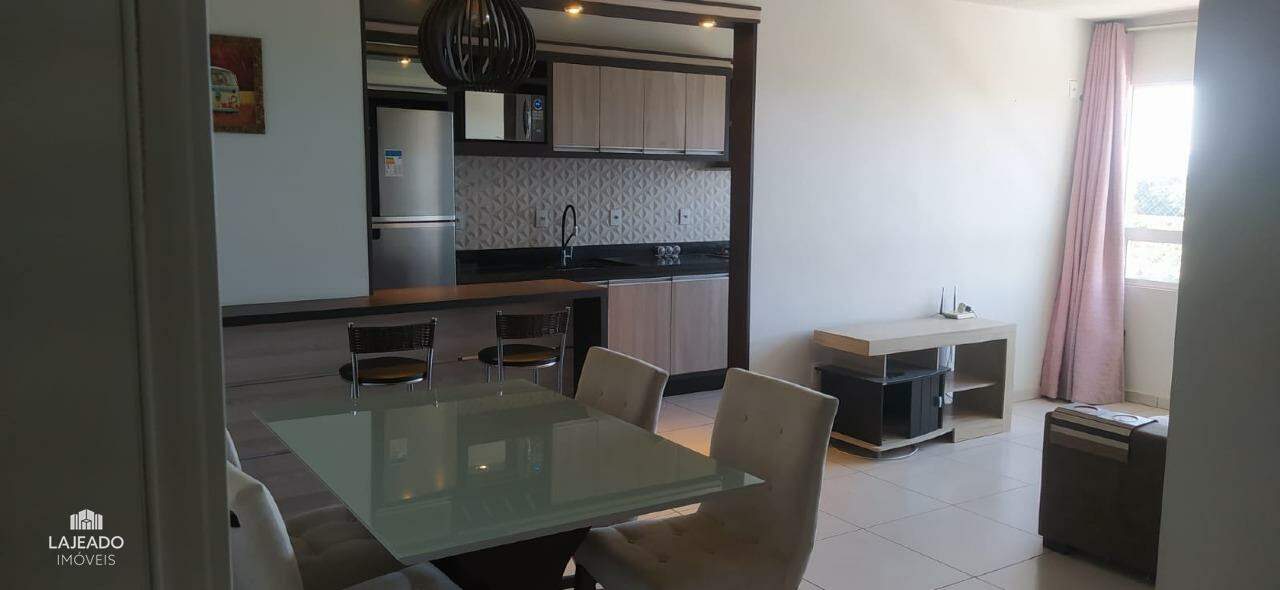 Apartamento à venda com 2 quartos, 61m² - Foto 5