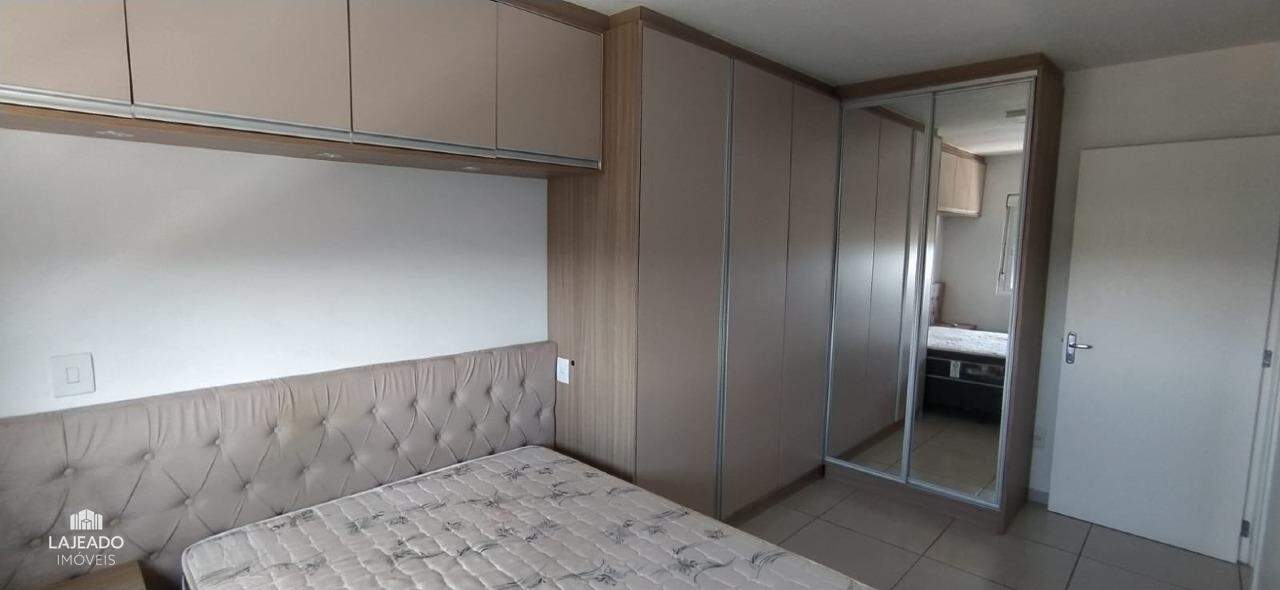 Apartamento à venda com 2 quartos, 61m² - Foto 7