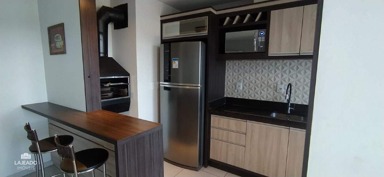 Apartamento à venda com 2 quartos, 61m² - Foto 6