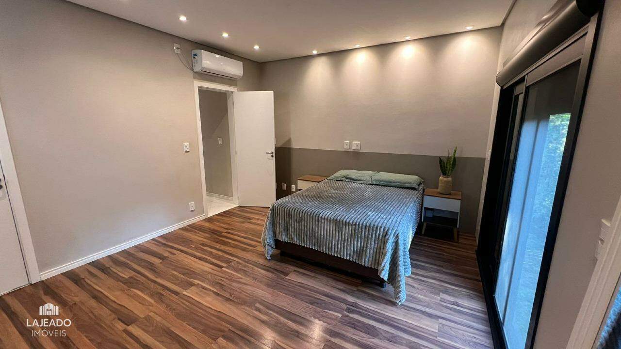 Casa à venda com 2 quartos, 164m² - Foto 8