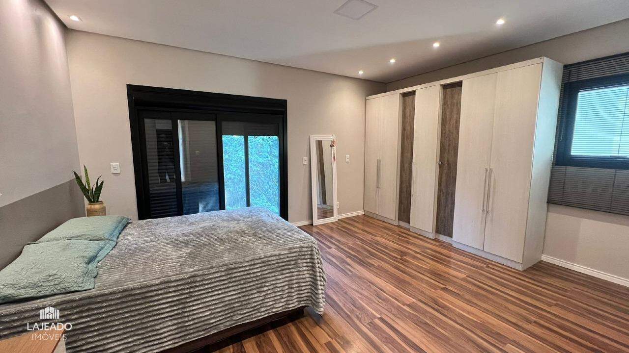 Casa à venda com 2 quartos, 164m² - Foto 7