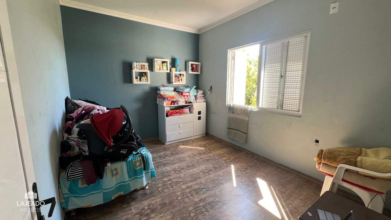 Casa à venda com 4 quartos, 240m² - Foto 16