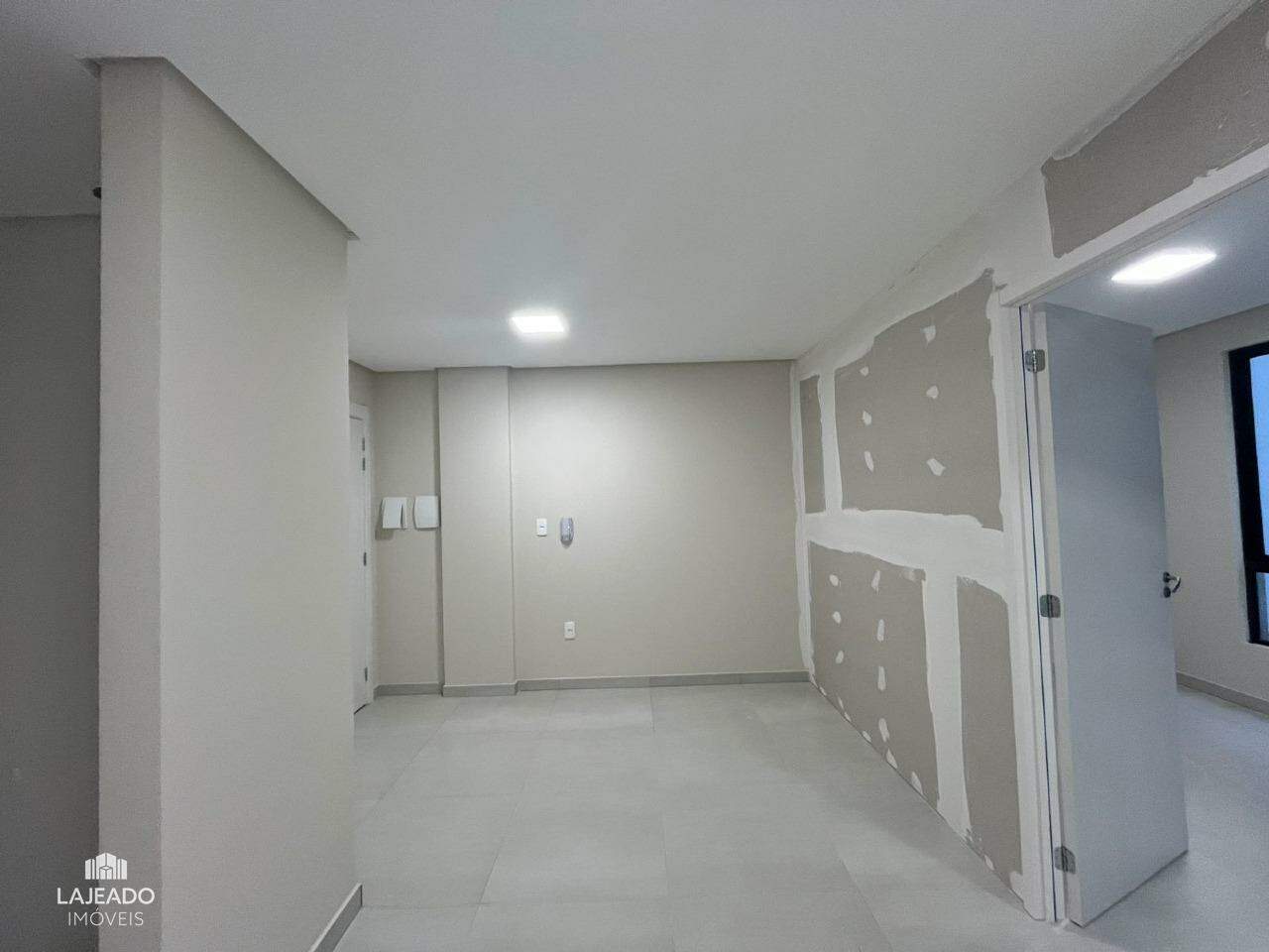 Kitnet e Studio para alugar com 1 quarto, 32m² - Foto 4