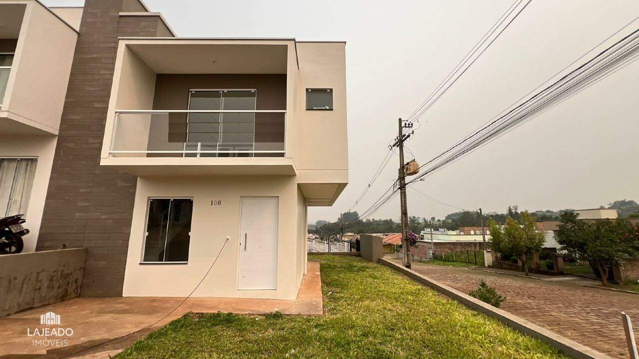 Sobrado à venda com 3 quartos, 90m² - Foto 1