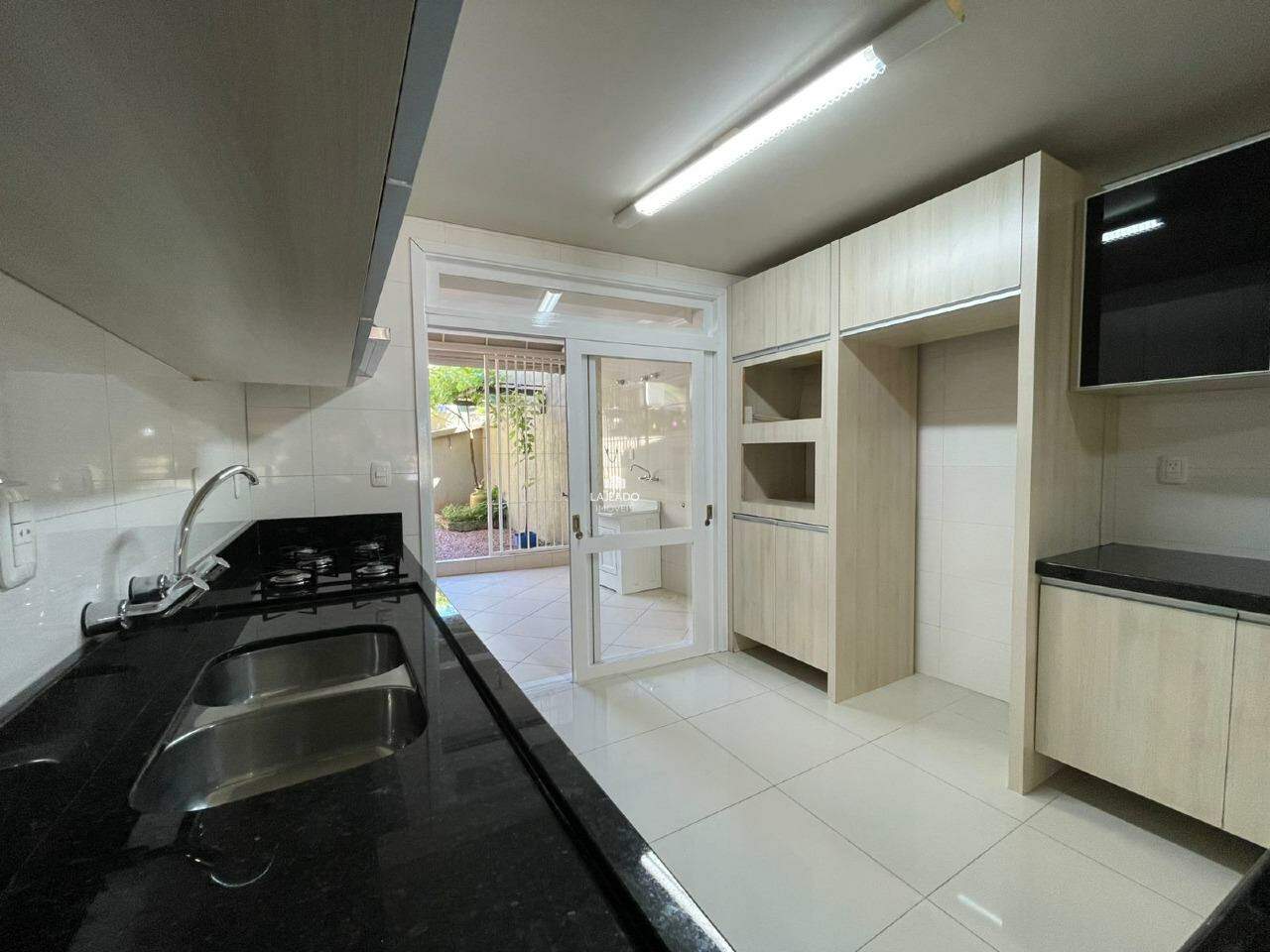 Sobrado para aluguel no Americano: 