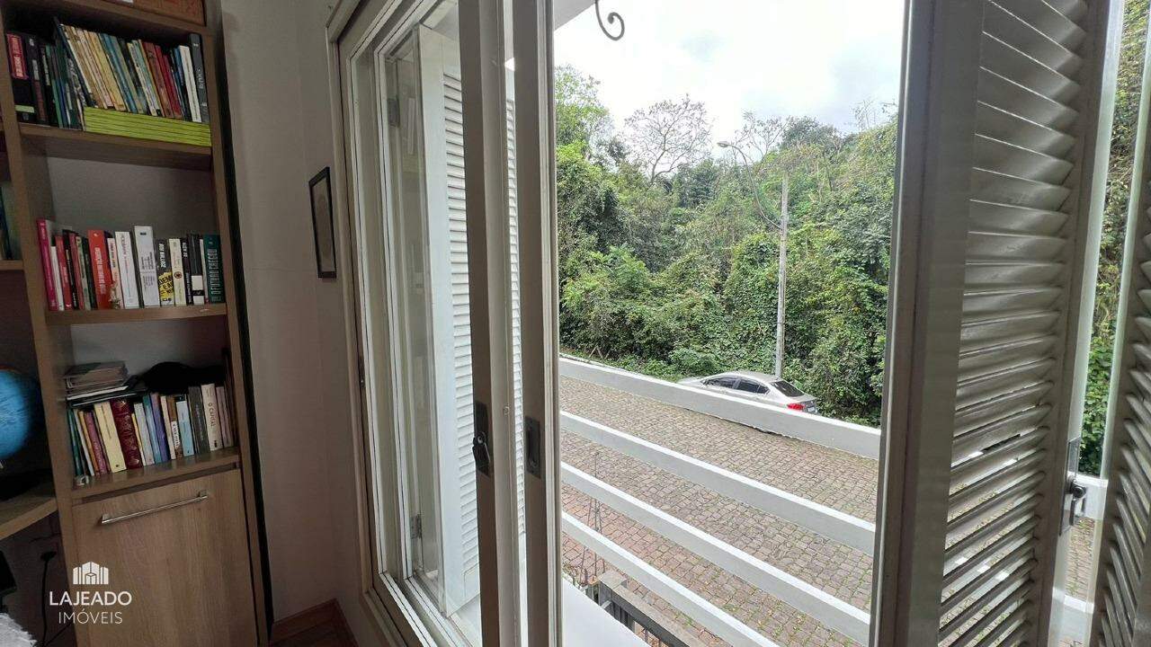 Sobrado à venda com 3 quartos, 120m² - Foto 12