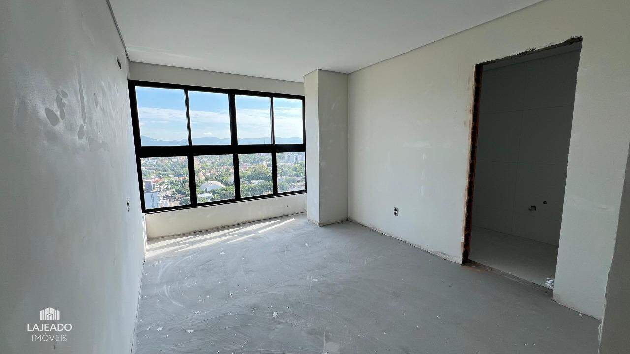 Apartamento à venda com 3 quartos, 117m² - Foto 10