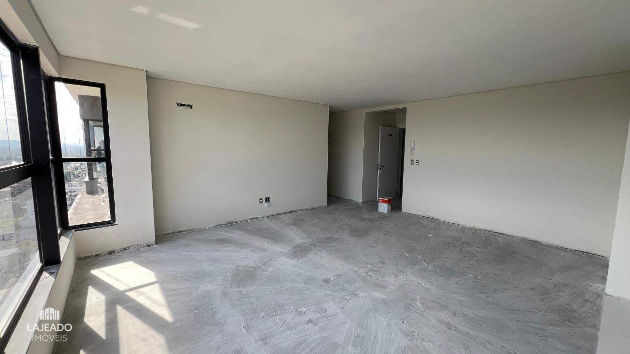 Apartamento à venda com 3 quartos, 117m² - Foto 11