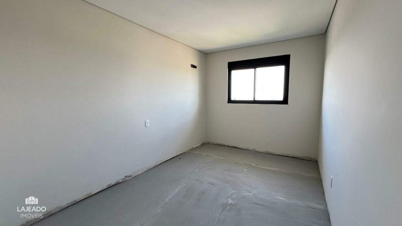 Apartamento à venda com 3 quartos, 120m² - Foto 11