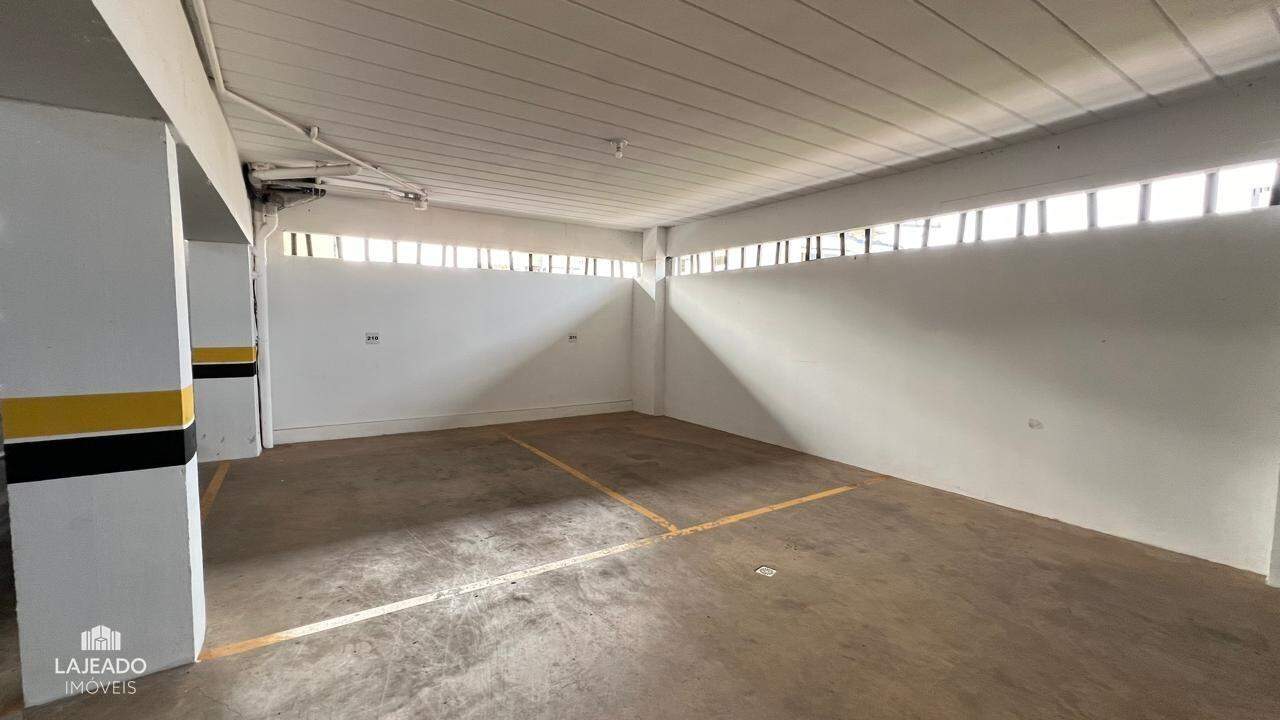 Apartamento à venda com 3 quartos, 111m² - Foto 19