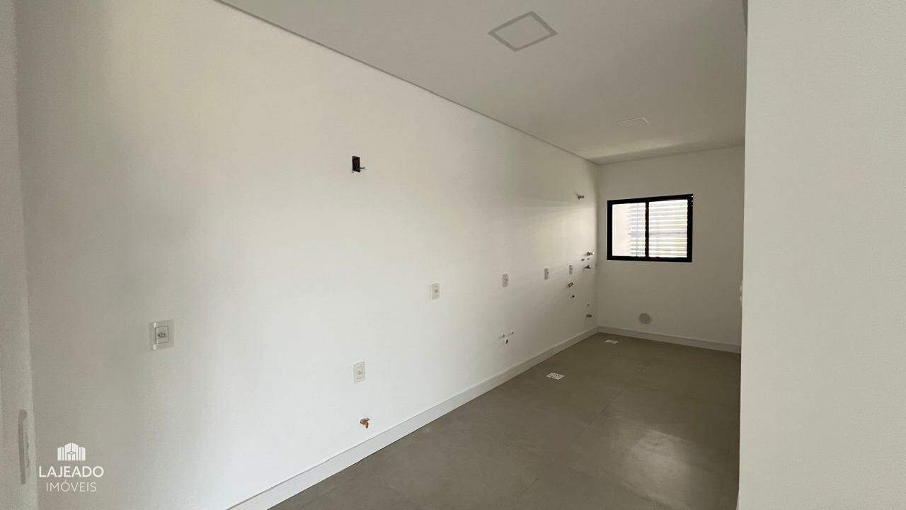 Apartamento à venda com 3 quartos, 111m² - Foto 10