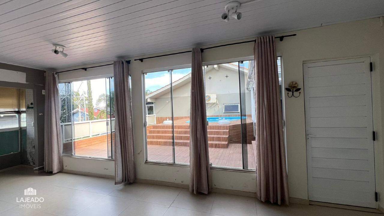 Casa à venda com 2 quartos, 347m² - Foto 13