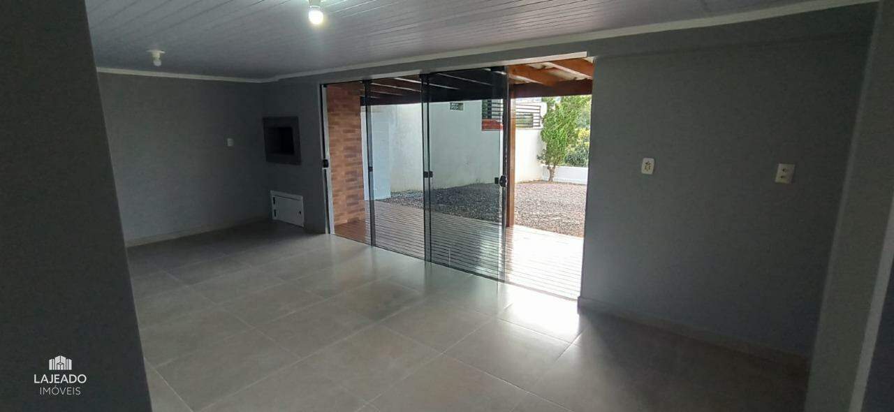 Casa à venda com 2 quartos, 175m² - Foto 9