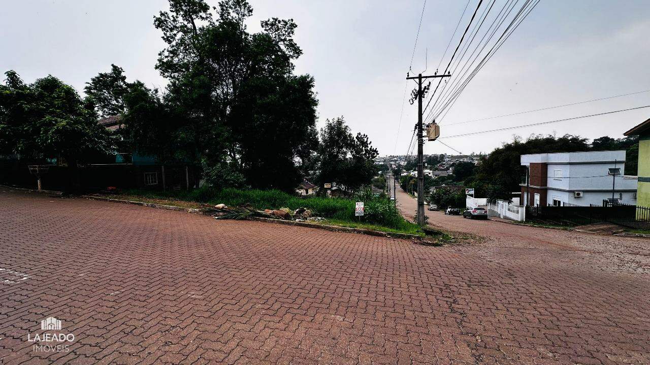 Terreno à venda no Jardim do Cedro: 