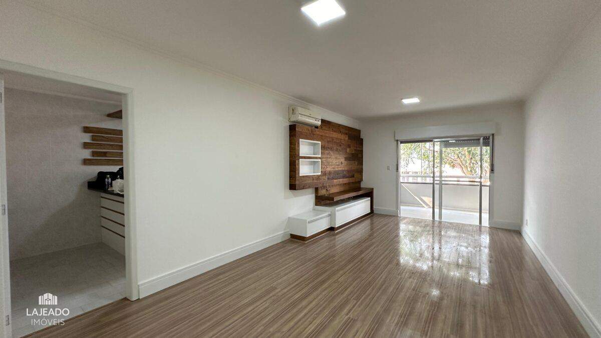 Apartamento à venda com 3 quartos, 109m² - Foto 7