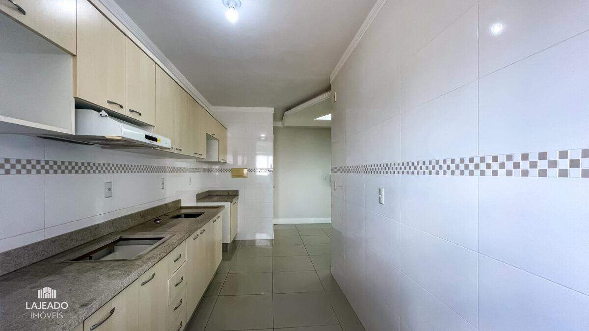 Apartamento à venda com 2 quartos, 76m² - Foto 7