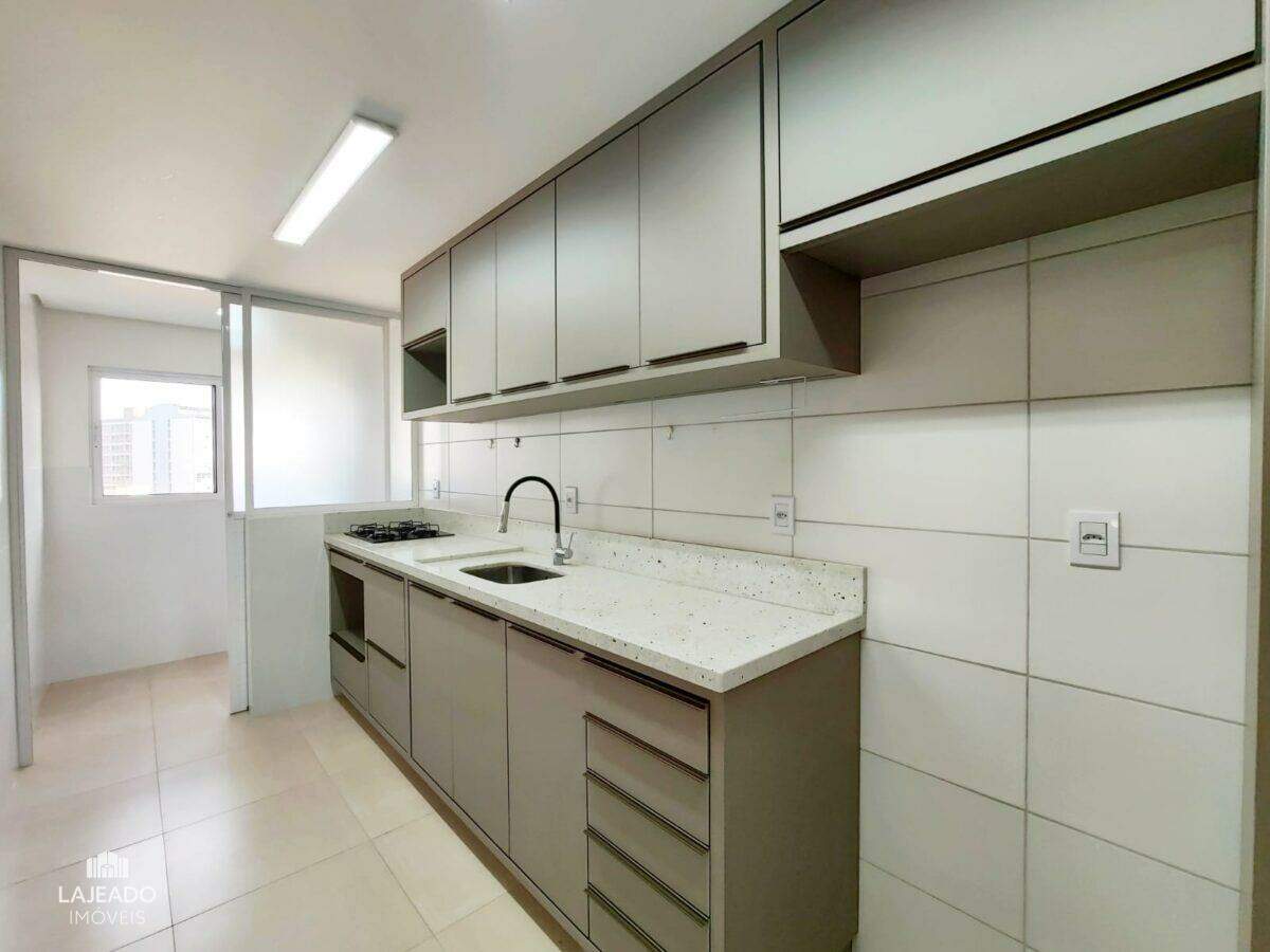 Apartamento à venda com 2 quartos, 89m² - Foto 9