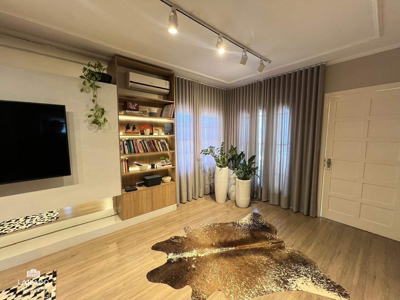 Casa à venda com 3 quartos, 200m² - Foto 10