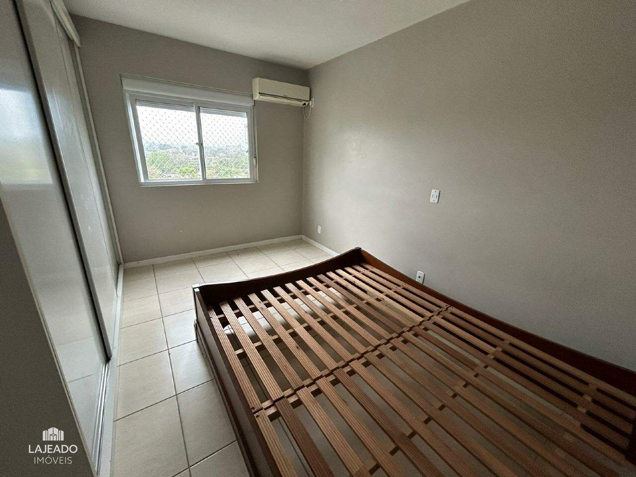 Apartamento para alugar com 2 quartos, 60m² - Foto 9