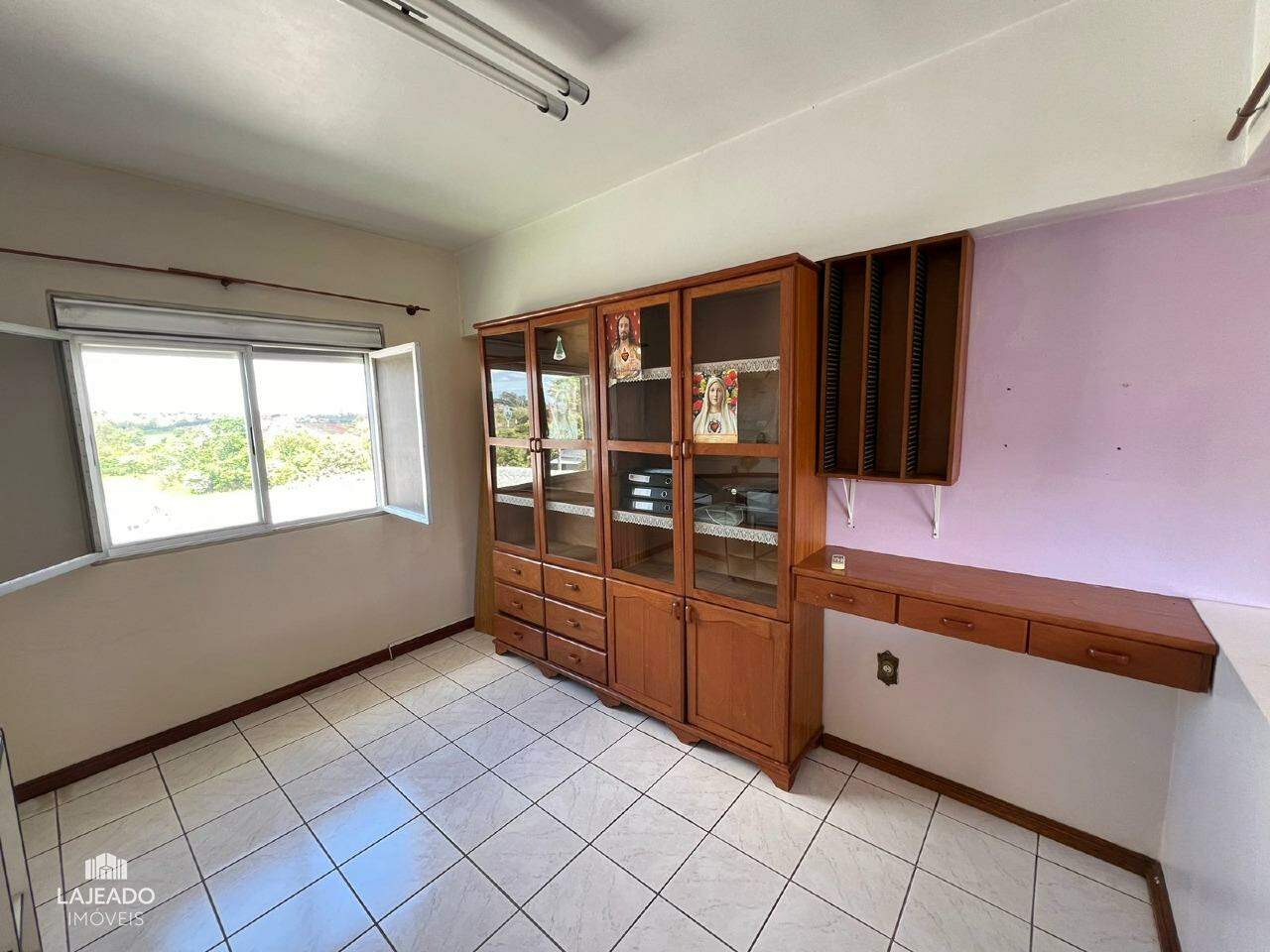 Casa à venda com 4 quartos, 172m² - Foto 6