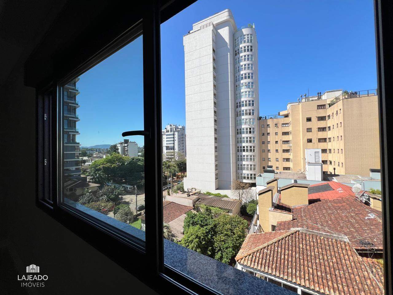 Apartamento à venda com 3 quartos, 167m² - Foto 21