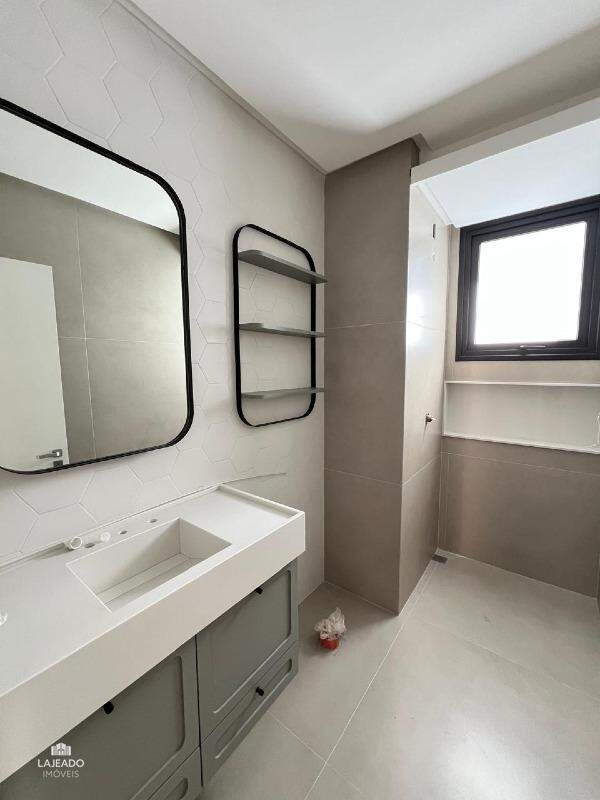 Apartamento à venda com 3 quartos, 167m² - Foto 20