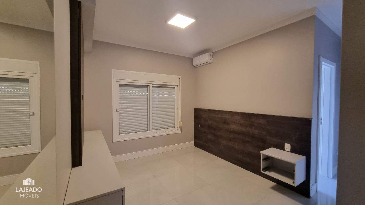 Casa de Condomínio à venda com 3 quartos, 202m² - Foto 10