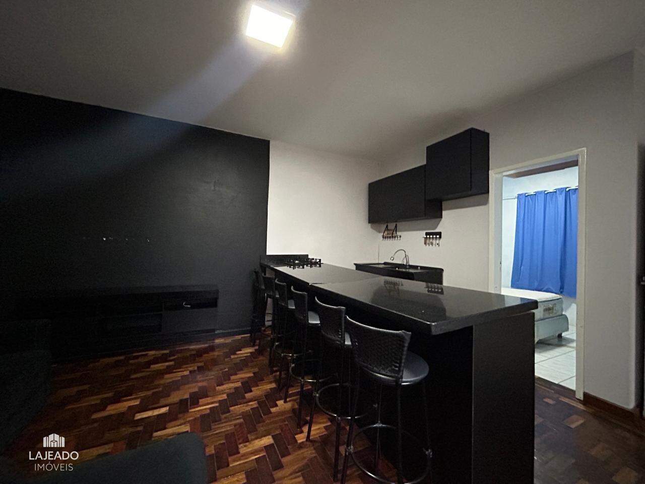 Apartamento para alugar com 3 quartos, 84m² - Foto 5