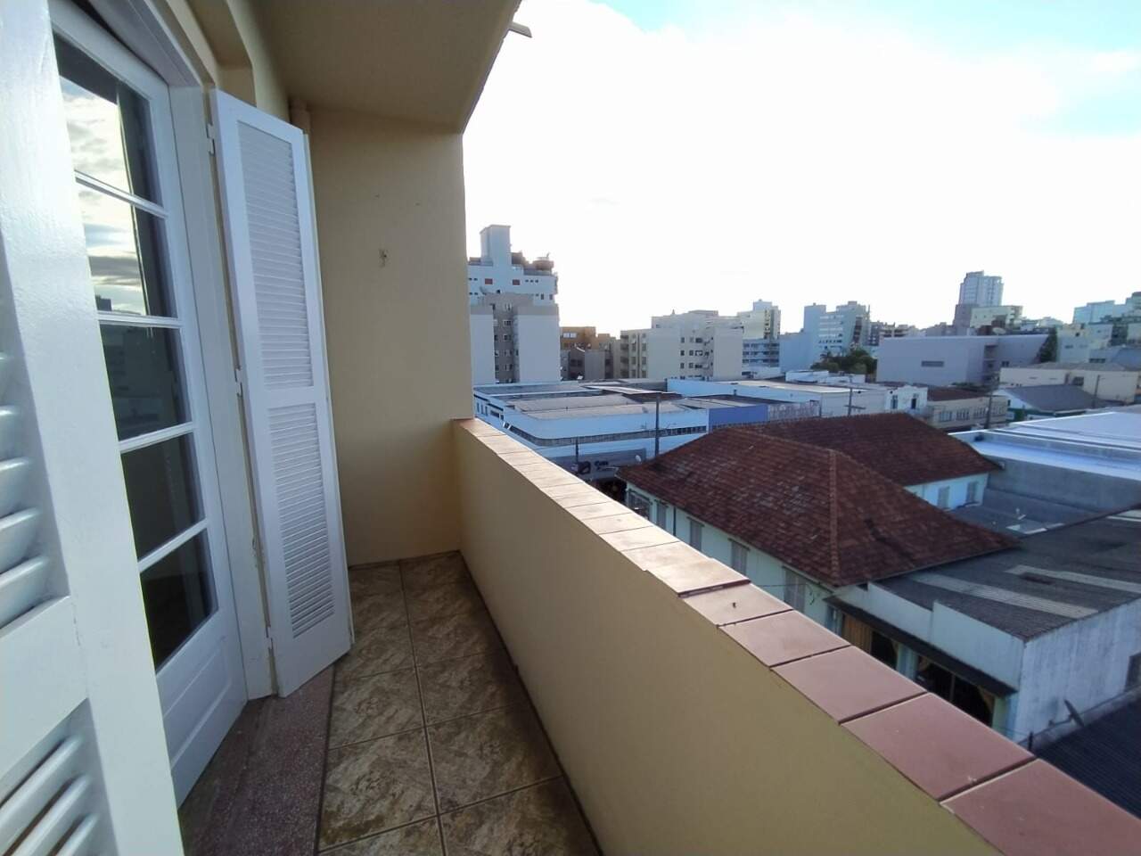 Apartamento para alugar com 3 quartos, 84m² - Foto 9